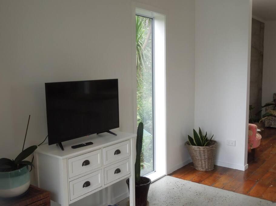 Raglan, Walk To Harbour And Town, Garden Views公寓 外观 照片